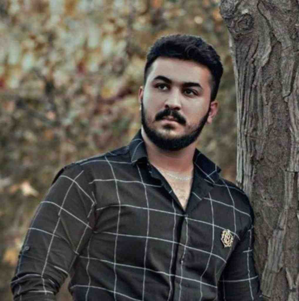 رضا کرمی تارا بی تو آشوبه دلم بی تو مه در و درم