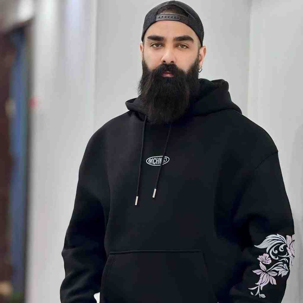 علی میر رنگو رومو ببین پریده کسی نمیشه باورش