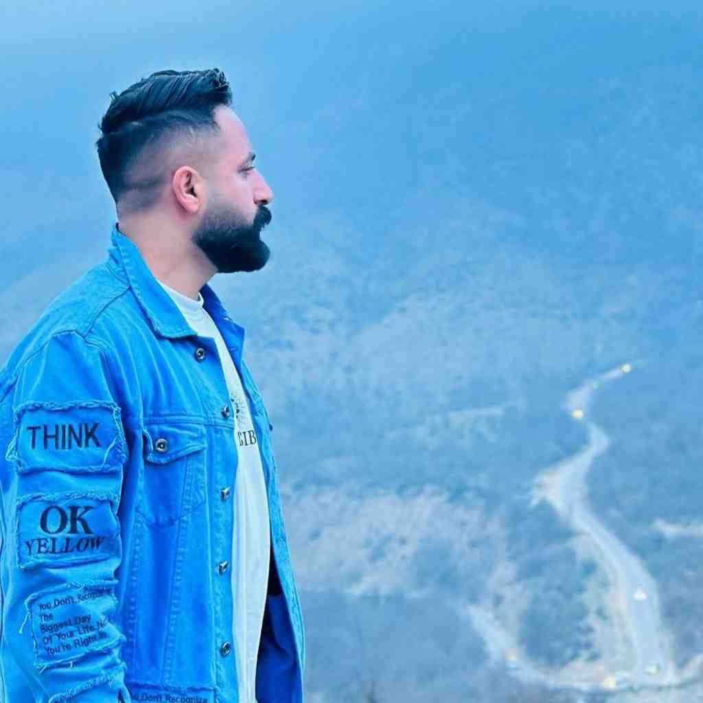 وحید مرادی صدتا رفیق دارم تو از خوباشی داداشی