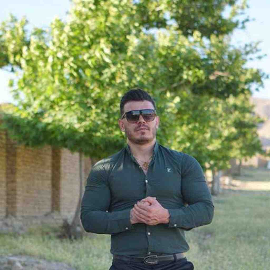 فرهاد فرهادی هر وقت عشقت موهای سرم باشه