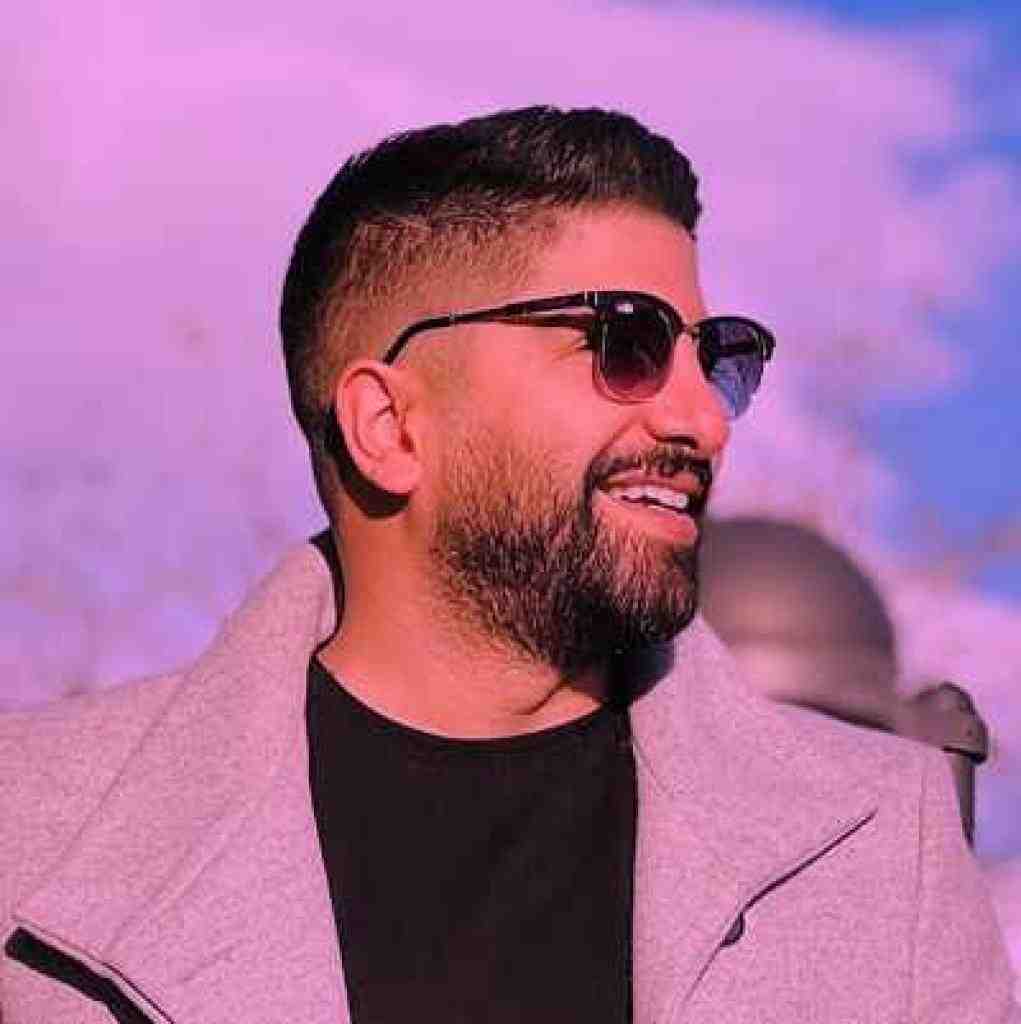 زانیار خسروی یکی بود یکی نبود زیر گنبد کبود اونکه عاشقش بودم