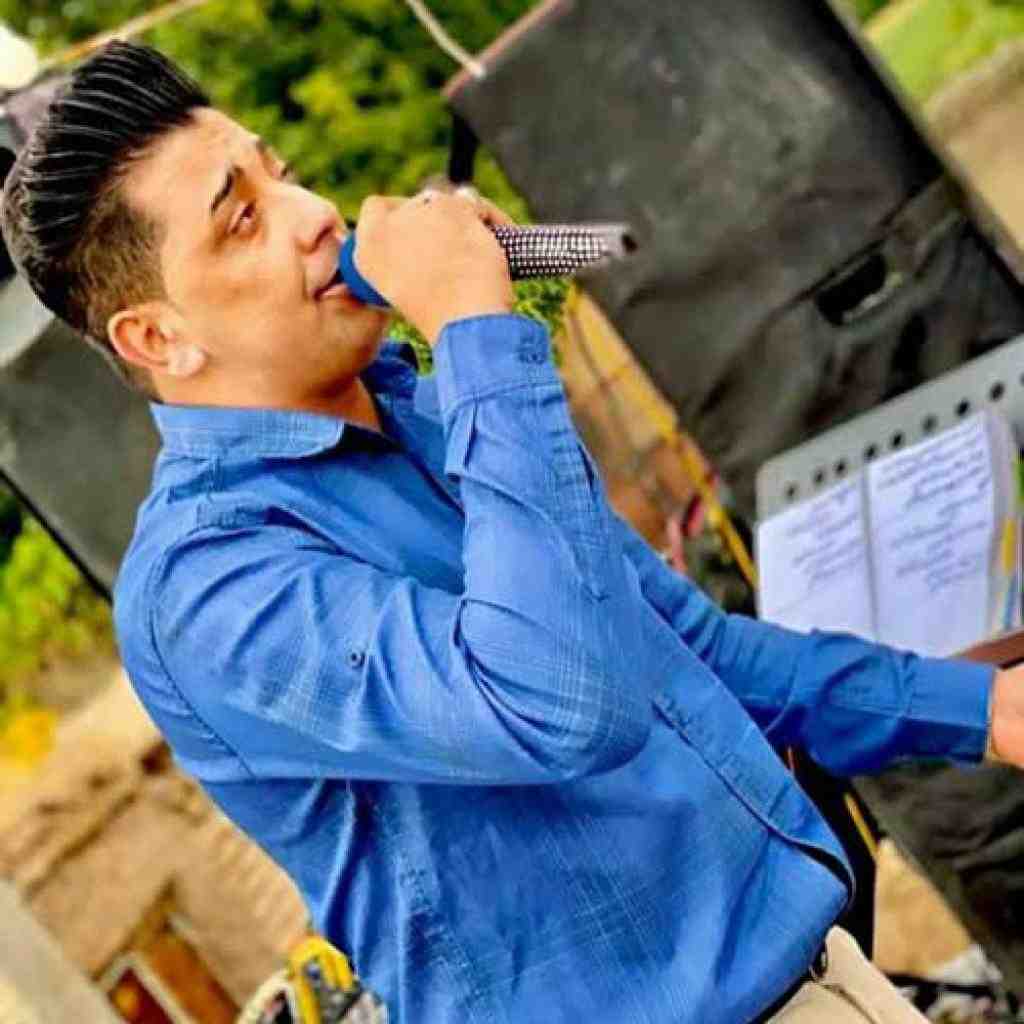 سعید کریمی ﭼﻘﺪر اﻣﺸﺐ ﺧﺮاﺑﻢ ﻧﻤﻴﺘﻮﻧﻢ ﺑﺨﻮاﺑﻢ