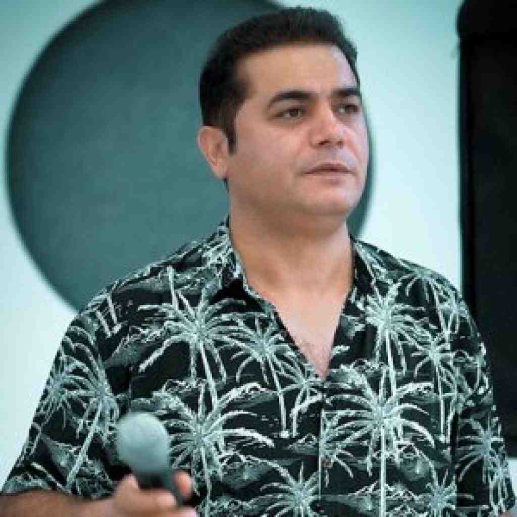 عسکر قربانی عزیز بی تو رها تنیام و تنیایی تنیا ترم