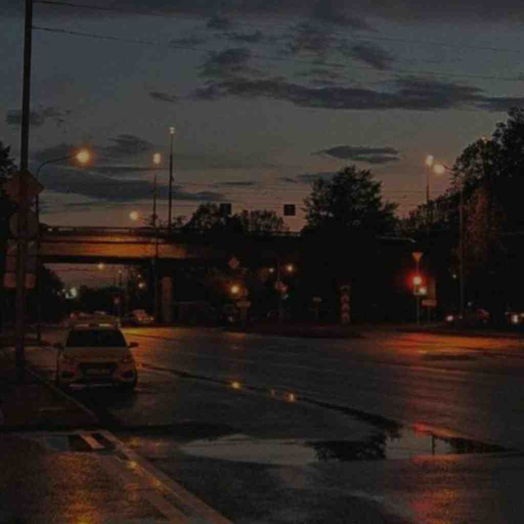 بی خبر رفتی و خبر از دل بی قرارم نداری آتشم میزند با صدای زن