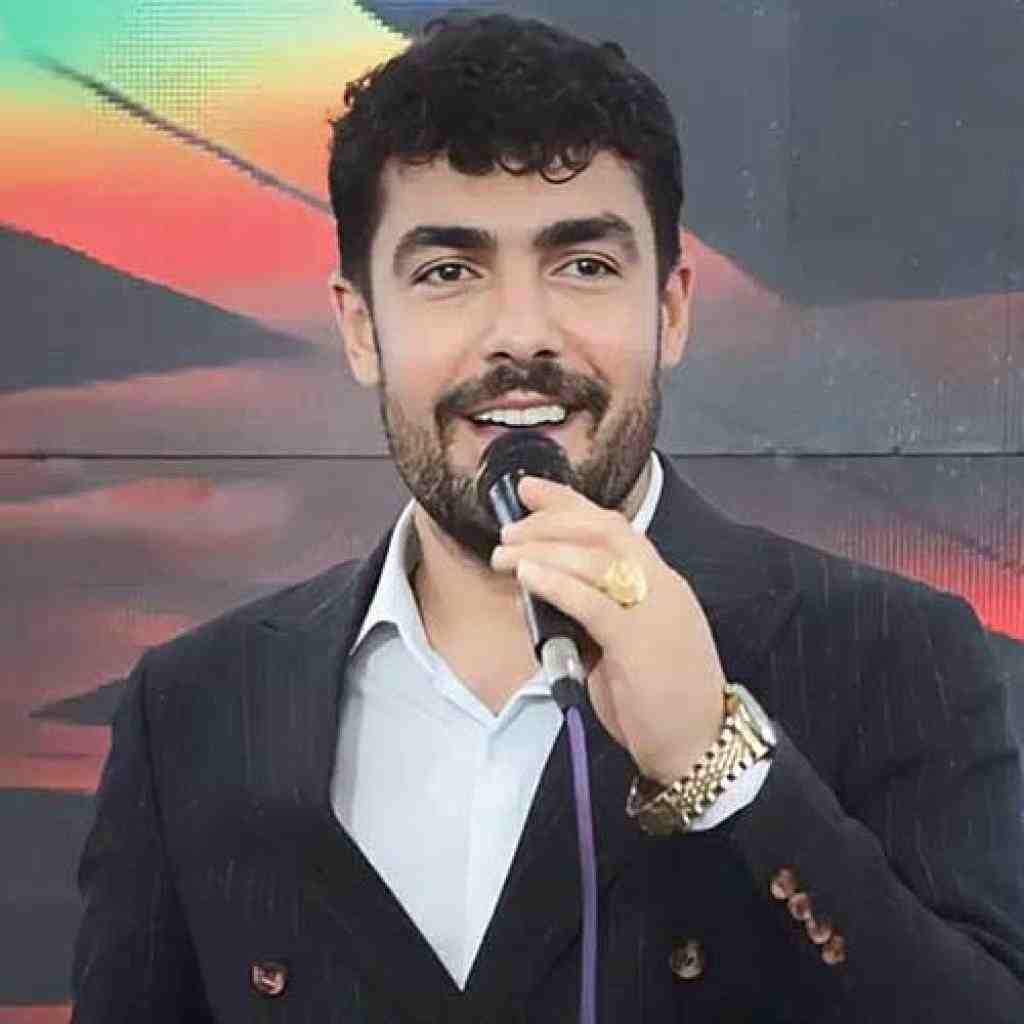 فرشید حکمتی جومه زرد