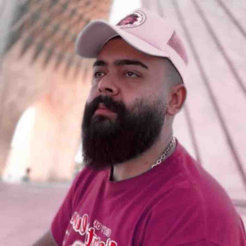 علیراد ﻗﺴﻢ ﺑﻪ ﻣﻬﺮ ﻣﺎدری ﻗﺴﻢ ﺑﻪ درد