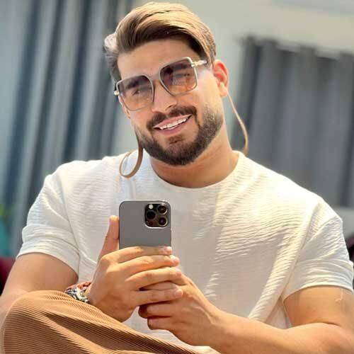 دانلود آهنگ ریوان به نام عشقم ناز داره
