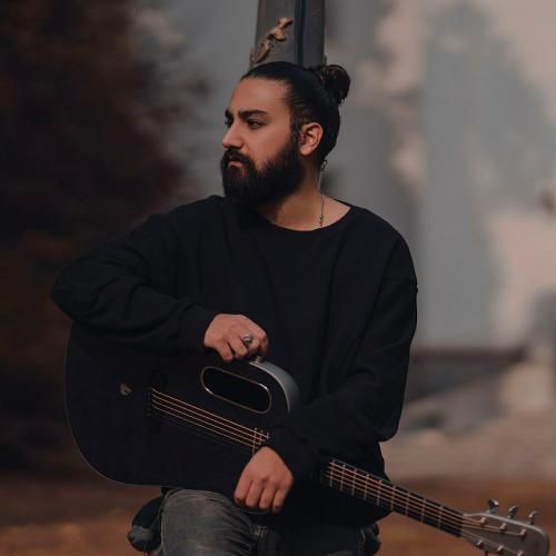 دانلود آهنگ امیر عظیمی به نام ﺑﮕﻮ اون ﺷﺒﺎ ﭼﻰ ﭘﺲ ﻓﻜﺮﺗﻮ ﺑﻮدﻣﻮ بس