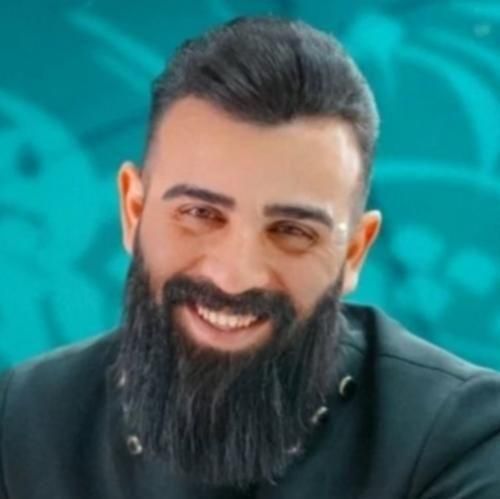 دانلود آهنگ حسین منجی به نام بیو رژ رنگی نزن تیپ پلنگی نزن مو عاشق