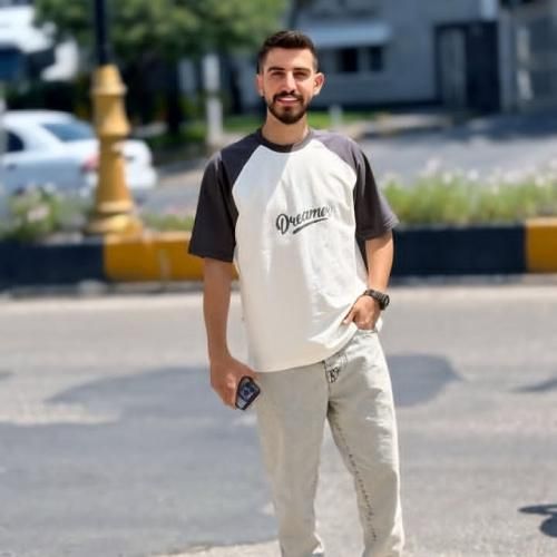دانلود آهنگ فرنام قزوینی به نام گل سرخ دانلود آهنگ فرنام قزوینی به نام گل سرخ