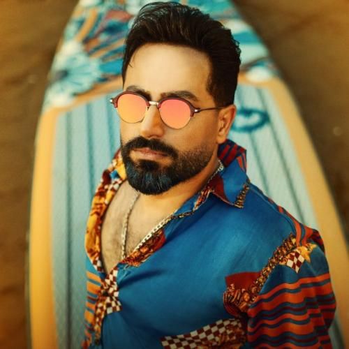 دانلود آهنگ وحید مرادی به نام ترس نارمه