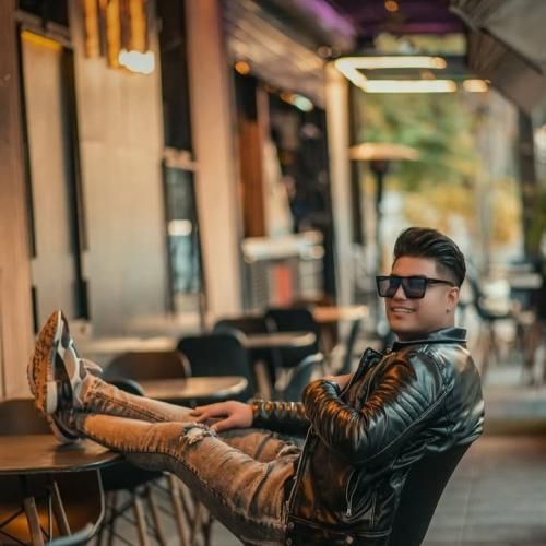 دانلود آهنگ امین فالجی به نام ذهنمان آشفته است حیران و سرگردانیم شادی کیلو چنی